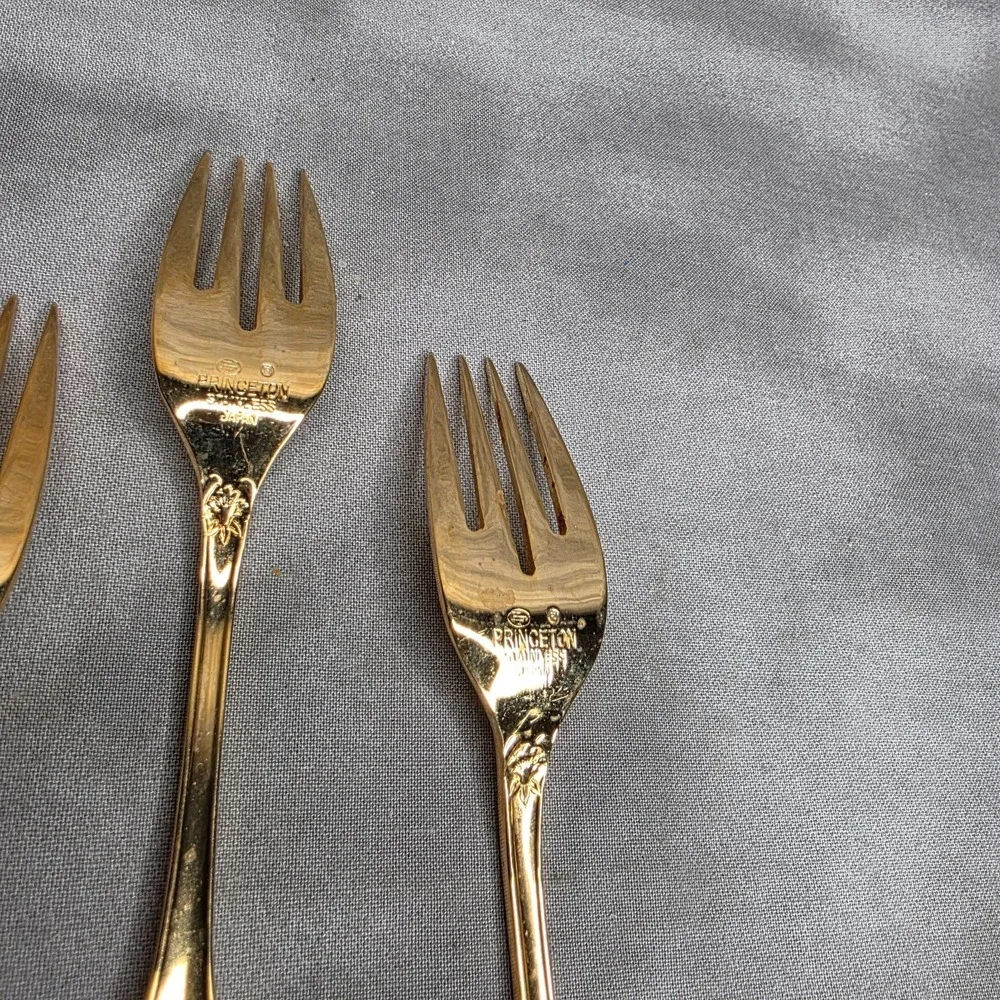 (X8) Hanford Forge Princeton Gold Electroplate Salad Forks 6.75